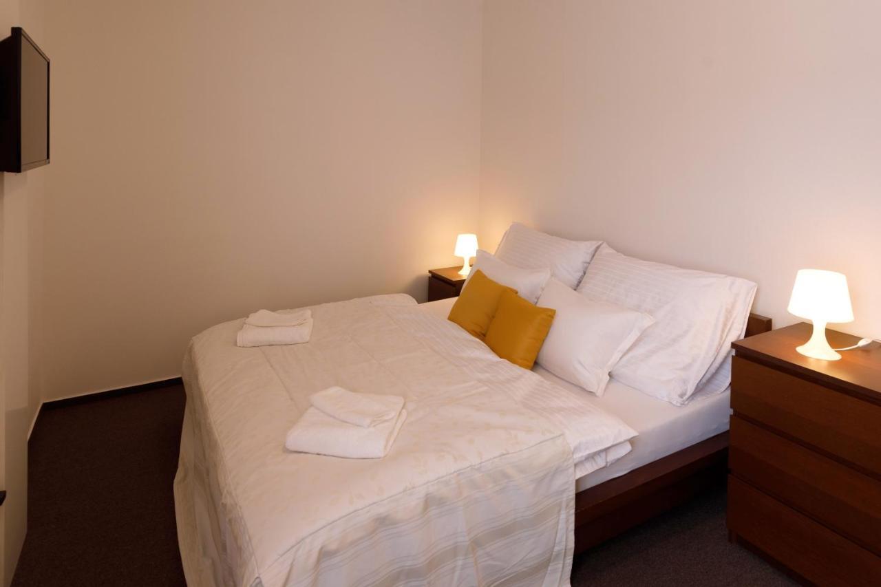 Litvan Sunset Apartments Ceske Budejovice Exterior photo
