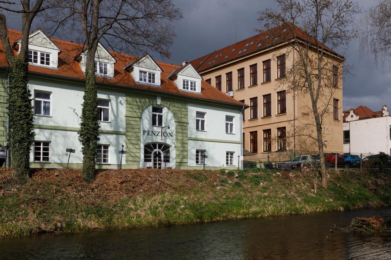 Litvan Sunset Apartments Ceske Budejovice Exterior photo
