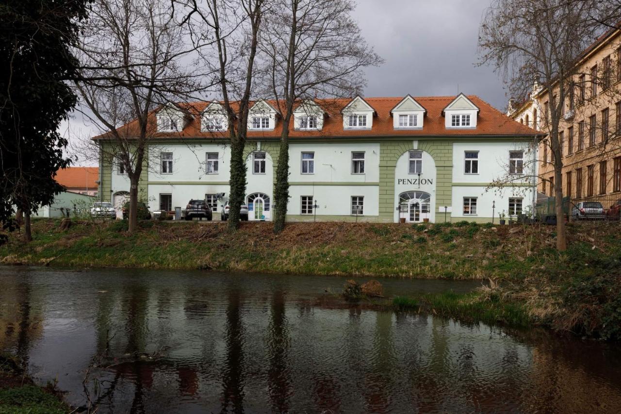 Litvan Sunset Apartments Ceske Budejovice Exterior photo