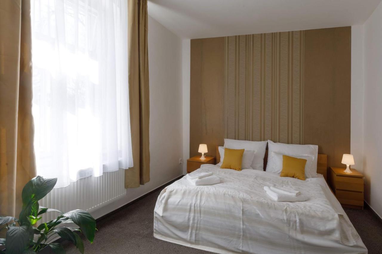 Litvan Sunset Apartments Ceske Budejovice Exterior photo